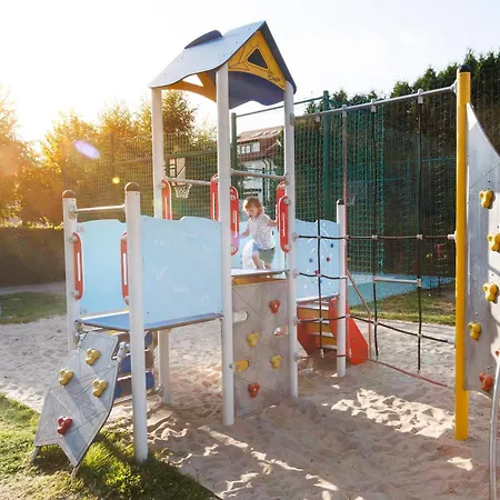 Resort Eden Resort & Spa 3*