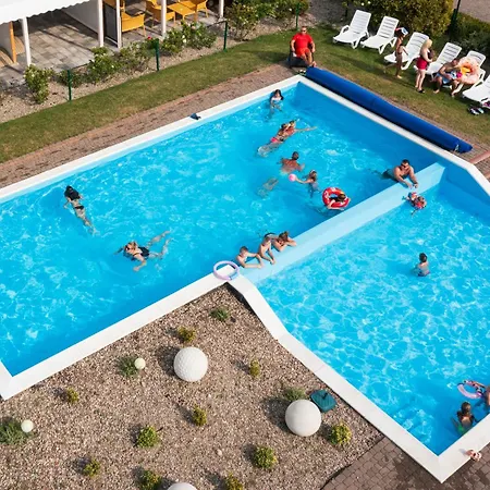 Resort Eden Resort & Spa 3*