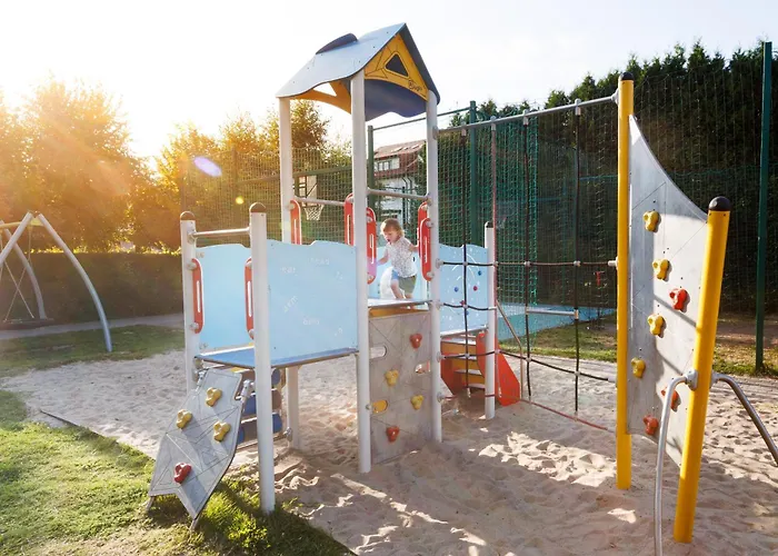 Ośrodek wypoczynkowy Eden & 3*