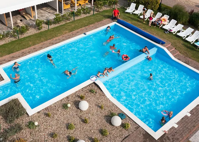 Ośrodek wypoczynkowy Eden & 3*